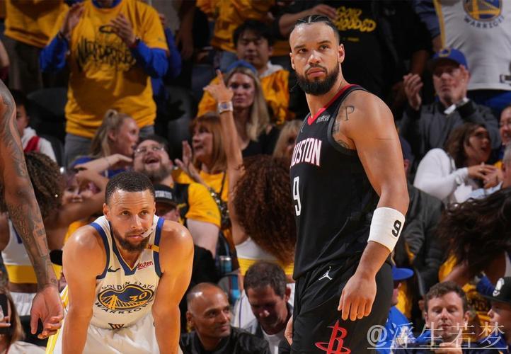 4月29日季后赛:勇士迎战火箭 4月29日季后赛:勇士迎战火箭