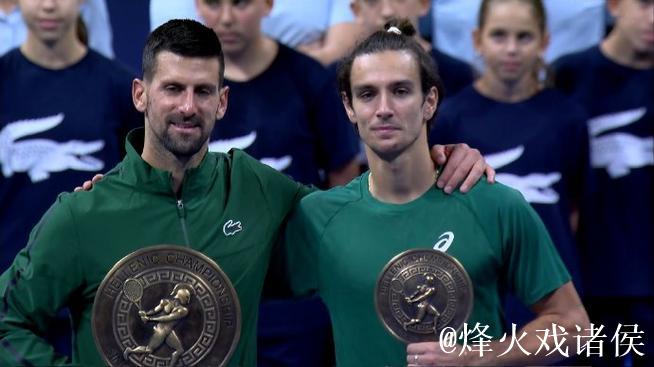 ATP雅典站：德约科维奇苦战三盘击败塔比洛 挺进八强